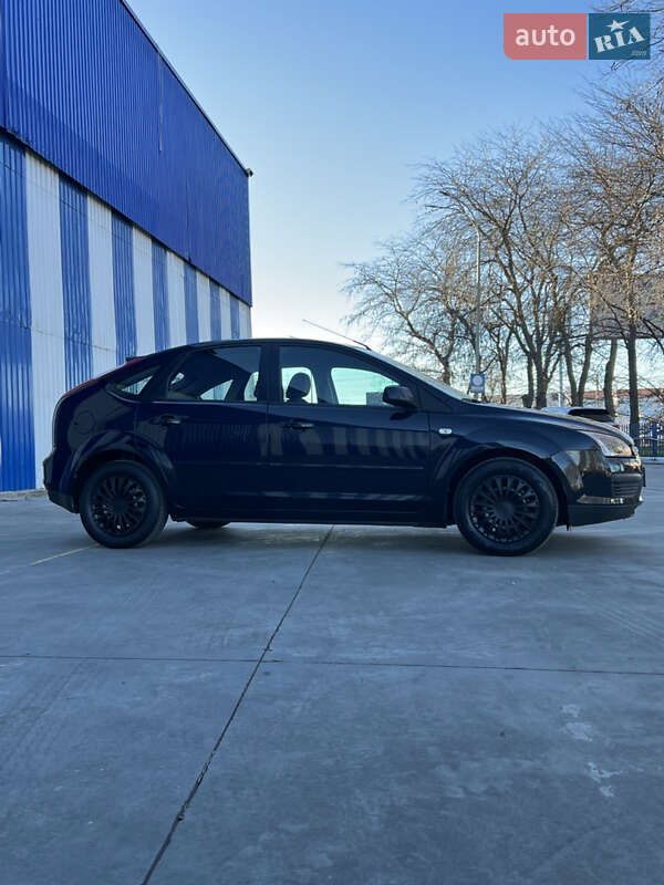 Хэтчбек Ford Focus 2007 в Одессе