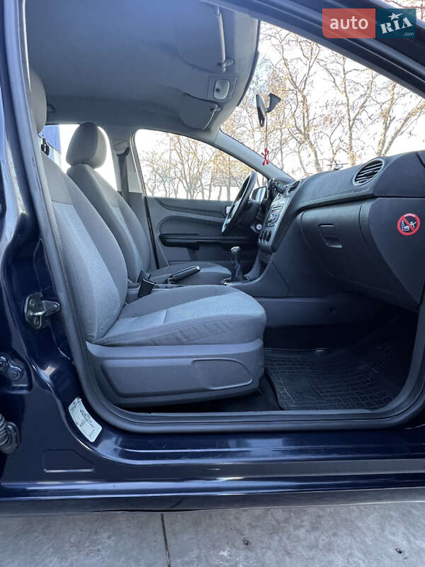 Хэтчбек Ford Focus 2007 в Одессе