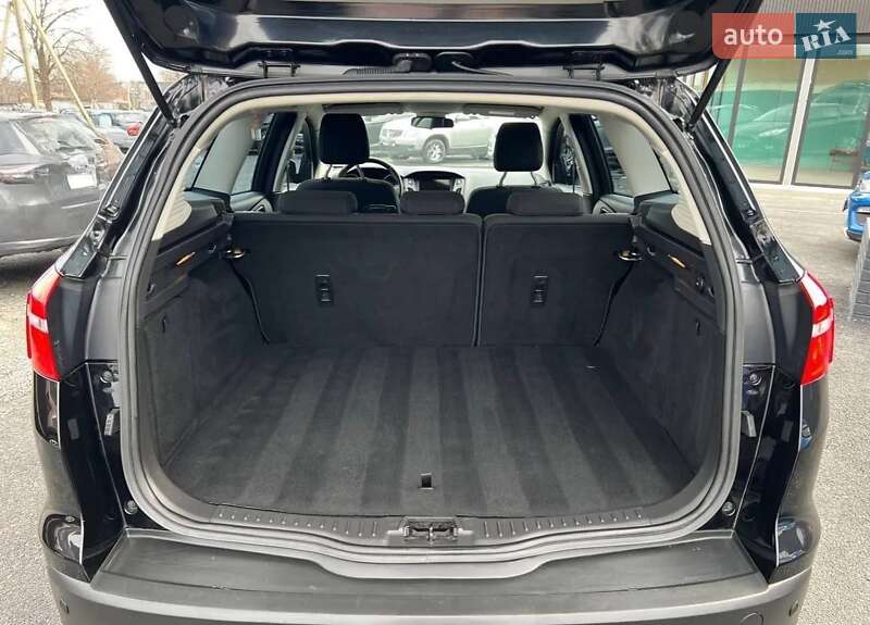 Универсал Ford Focus 2015 в Смолином фото 6 Универсал Ford Focus 2015 в Смолином