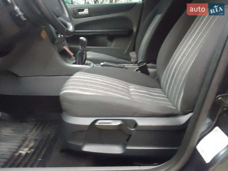 Універсал Ford Focus 2009 в Чернівцях