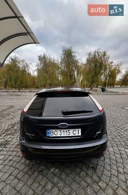 Хэтчбек Ford Focus 2010 в Тернополе