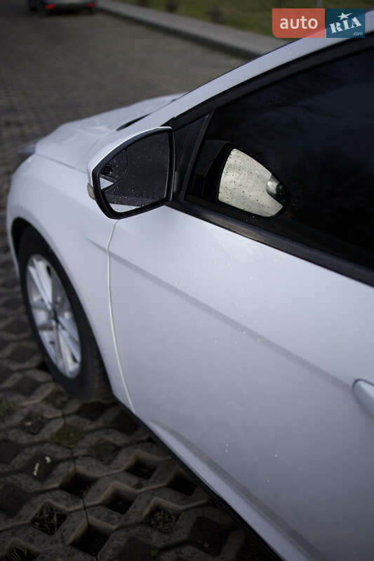 Седан Ford Focus 2017 в Коломые