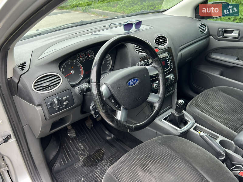 Седан Ford Focus 2007 в Киеве фото 12 Седан Ford Focus 2007 в Киеве