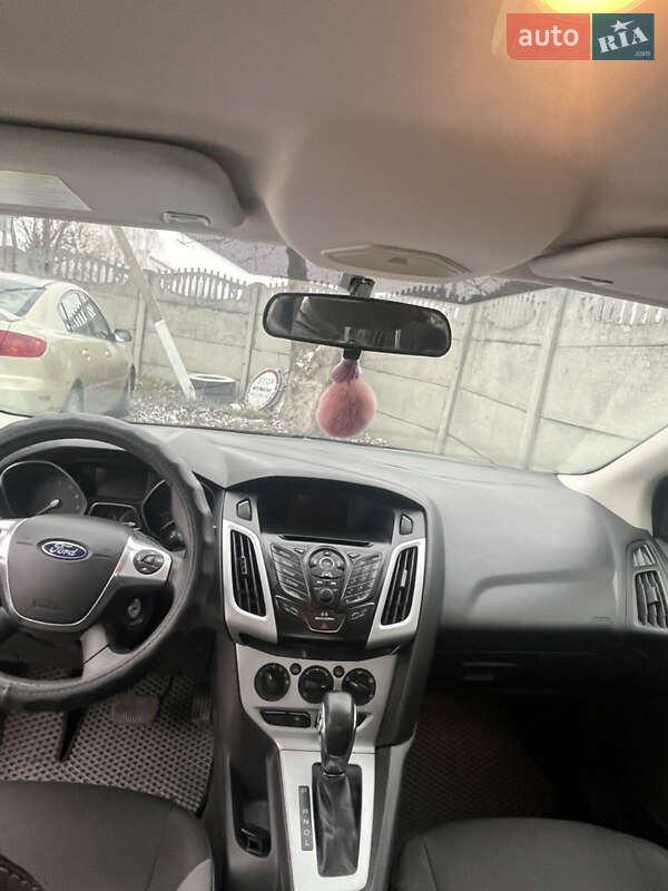 Седан Ford Focus 2014 в Дніпрі фото 12 Седан Ford Focus 2014 в Дніпрі