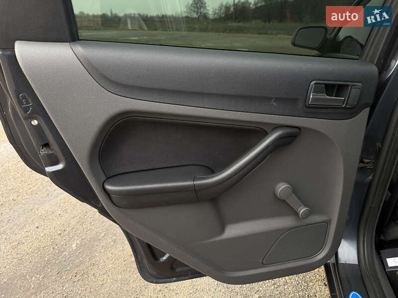 Хэтчбек Ford Focus 2005 в Кропивницком