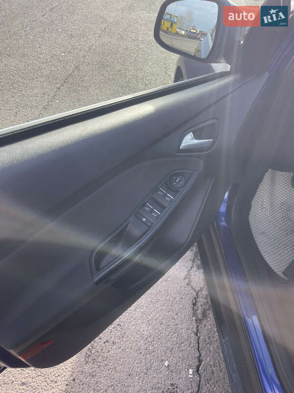 Хэтчбек Ford Focus 2014 в Луцке фото 6 Хэтчбек Ford Focus 2014 в Луцке