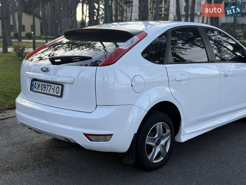 Хэтчбек Ford Focus 2011 в Харькове