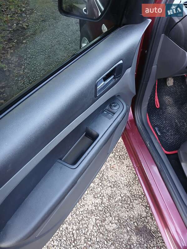 Универсал Ford Focus 2005 в Ровно фото 18 Универсал Ford Focus 2005 в Ровно