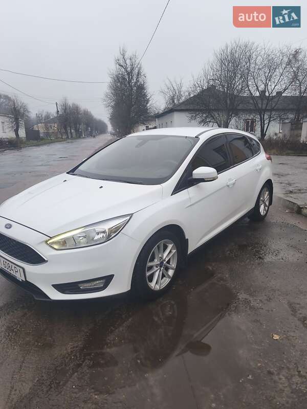 Хэтчбек Ford Focus 2017 в Глухове фото 3 Хэтчбек Ford Focus 2017 в Глухове