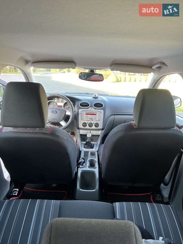 Универсал Ford Focus 2008 в Жовкве