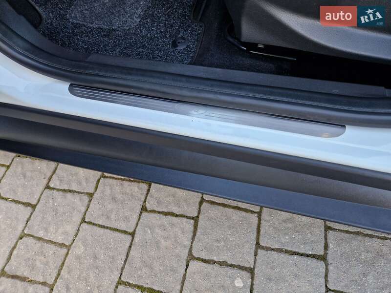 Хэтчбек Ford Focus 2014 в Ивано-Франковске