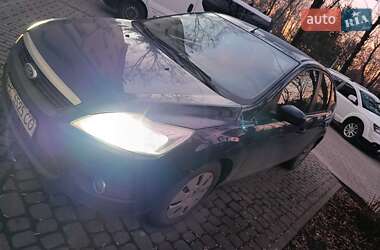 Хэтчбек Ford Focus 2011 в Львове
