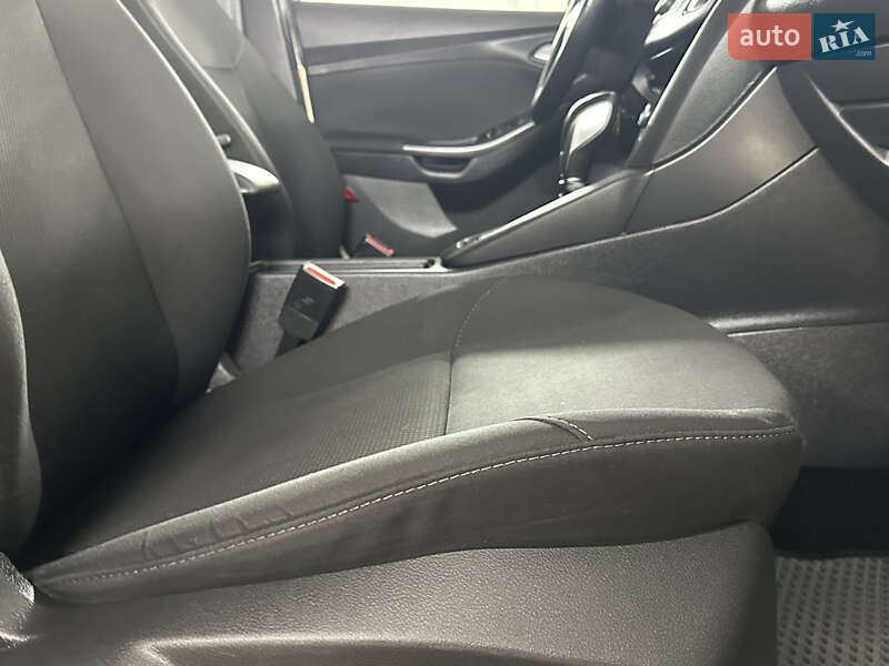 Универсал Ford Focus 2015 в Дрогобыче фото 37 Универсал Ford Focus 2015 в Дрогобыче