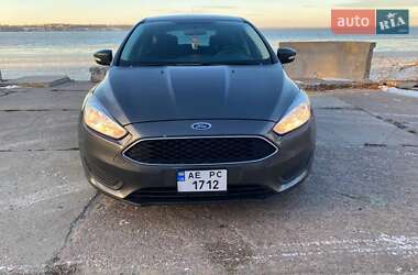 Хэтчбек Ford Focus 2016 в Днепре