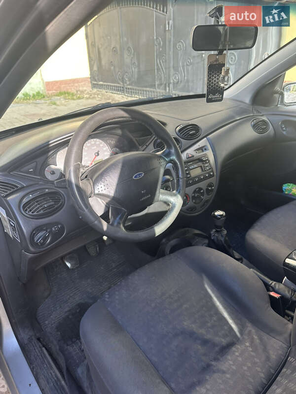 Универсал Ford Focus 1999 в Луцке фото 4 Универсал Ford Focus 1999 в Луцке