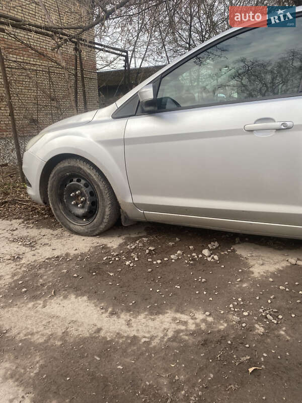Хэтчбек Ford Focus 2008 в Бродах