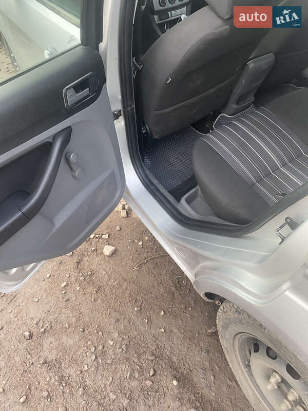 Хэтчбек Ford Focus 2008 в Бродах