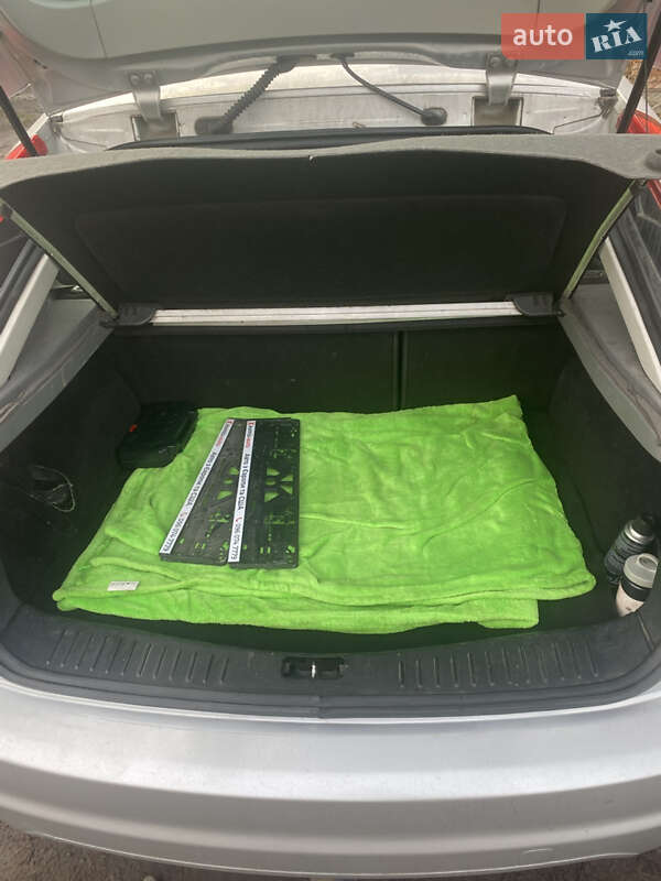 Хэтчбек Ford Focus 2008 в Бродах