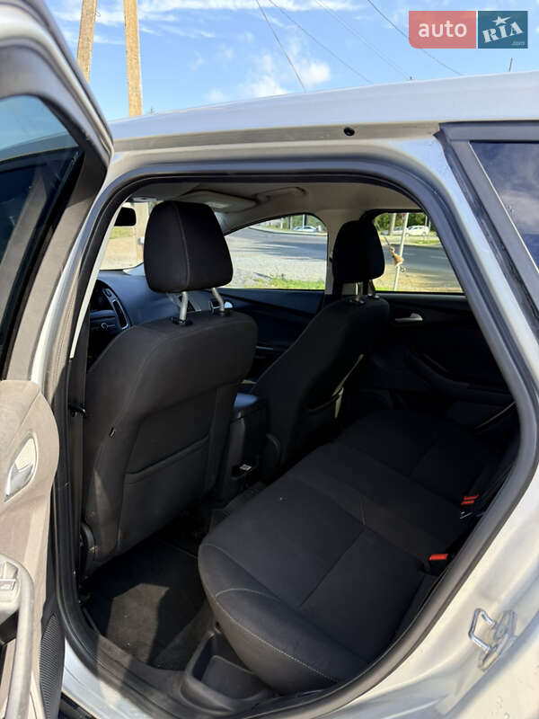 Універсал Ford Focus 2015 в Старому Самборі