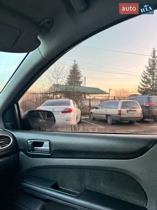 Хэтчбек Ford Focus 2007 в Бердичеве фото 13 Хэтчбек Ford Focus 2007 в Бердичеве