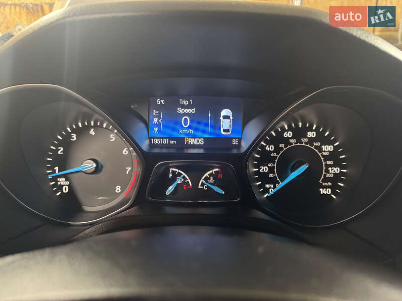 Седан Ford Focus 2015 в Шепетівці фото 18 Седан Ford Focus 2015 в Шепетівці