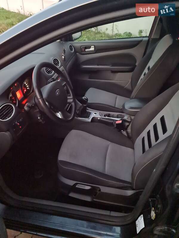 Универсал Ford Focus 2010 в Луцке