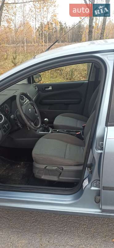 Хэтчбек Ford Focus 2006 в Житомире фото 4 Хэтчбек Ford Focus 2006 в Житомире