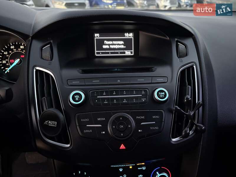 Седан Ford Focus 2015 в Львове