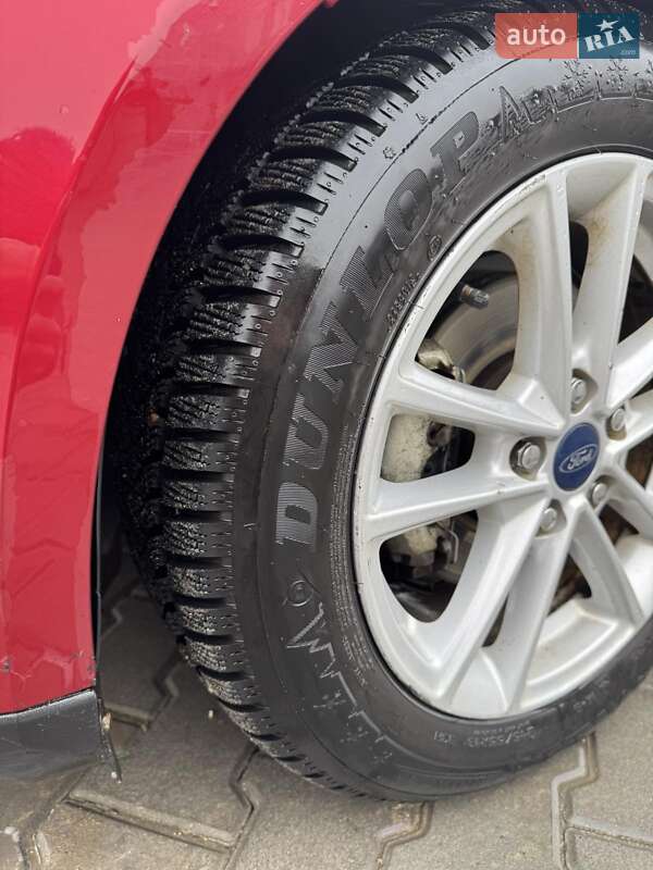 Седан Ford Focus 2017 в Залещиках