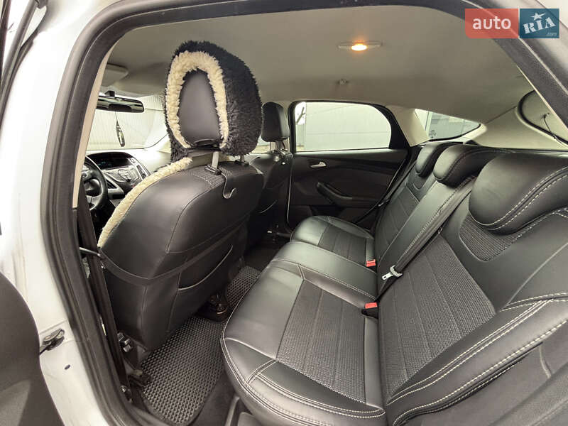 Хэтчбек Ford Focus 2013 в Полтаве