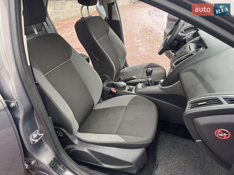 Универсал Ford Focus 2011 в Ровно