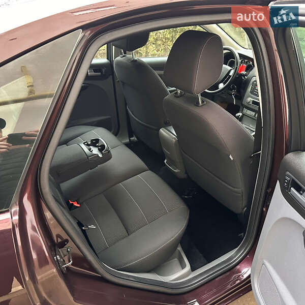 Хэтчбек Ford Focus 2008 в Ивано-Франковске