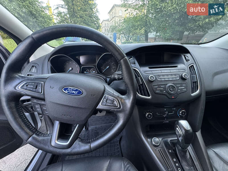 Седан Ford Focus 2016 в Києві