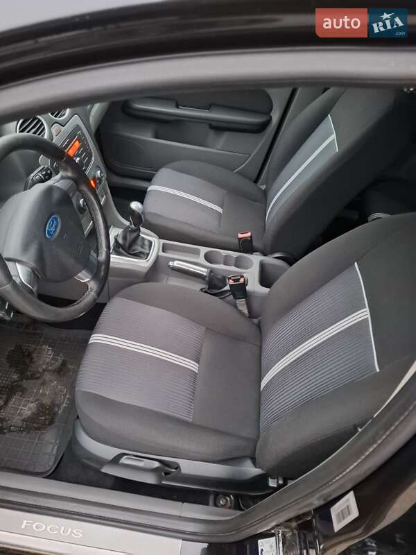 Універсал Ford Focus 2010 в Запоріжжі