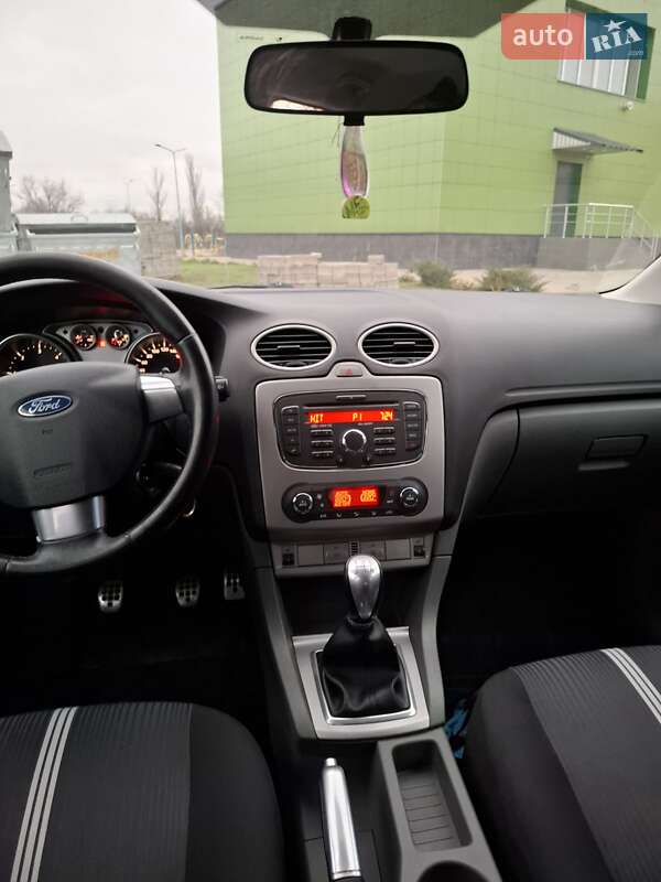Універсал Ford Focus 2010 в Запоріжжі