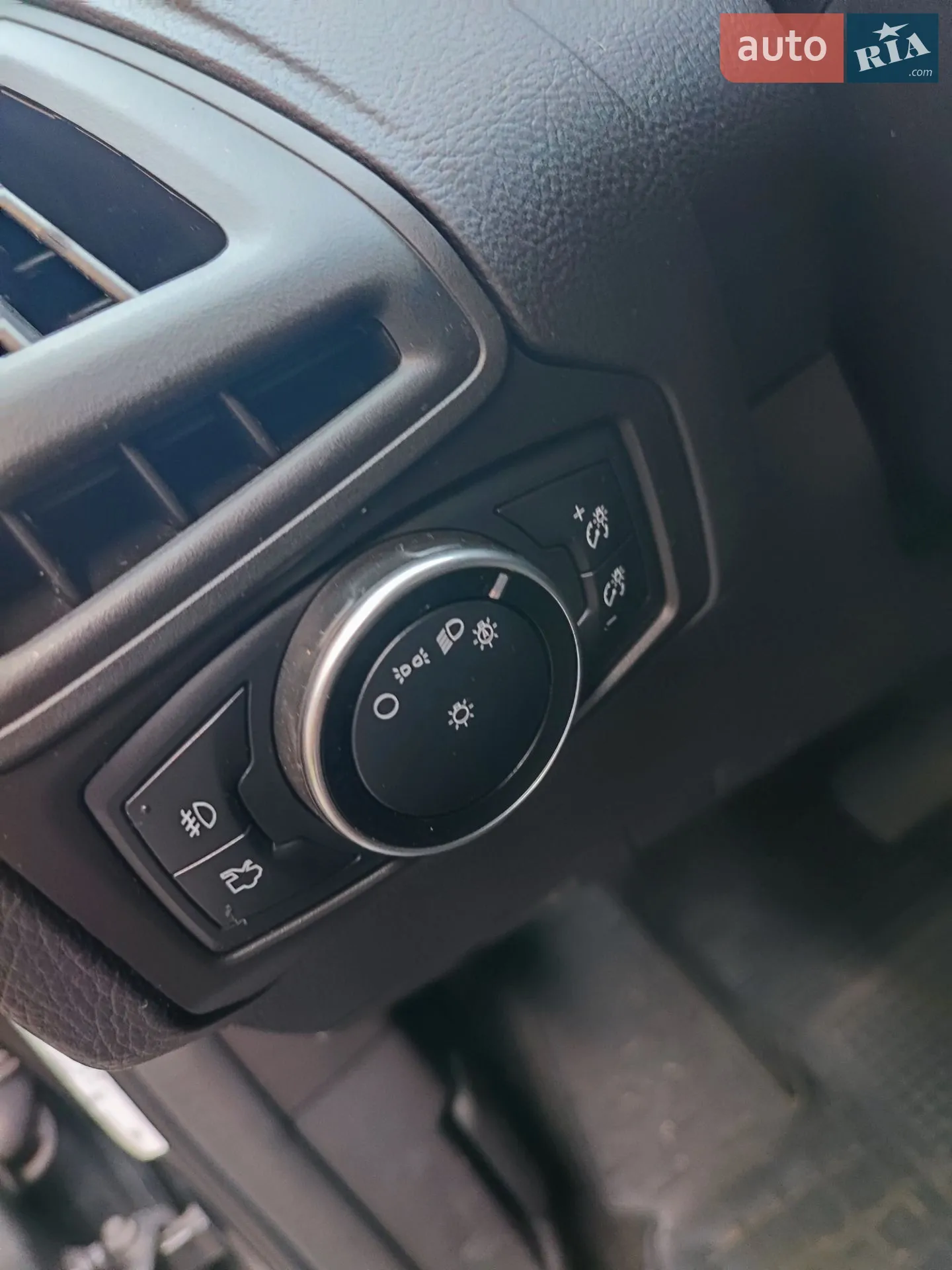 2015 Ford Focus - мініатюра 8