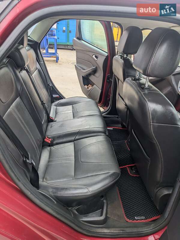 Седан Ford Focus 2013 в Сумах