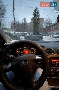 Хэтчбек Ford Focus 2010 в Черкассах