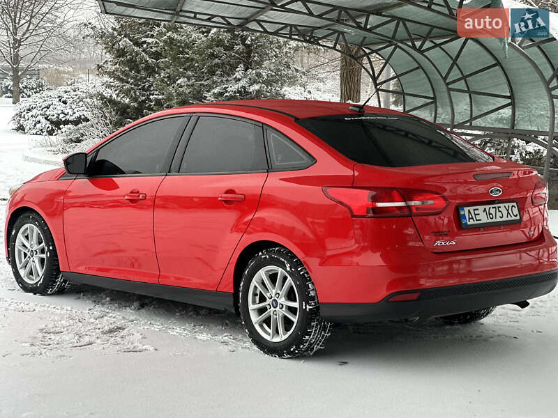 Седан Ford Focus 2015 в Дніпрі
