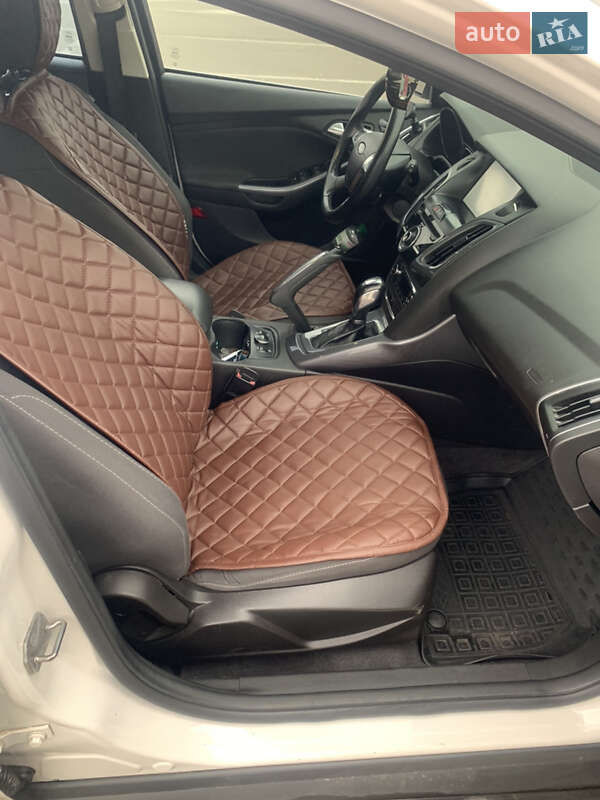 Хетчбек Ford Focus 2012 в Києві