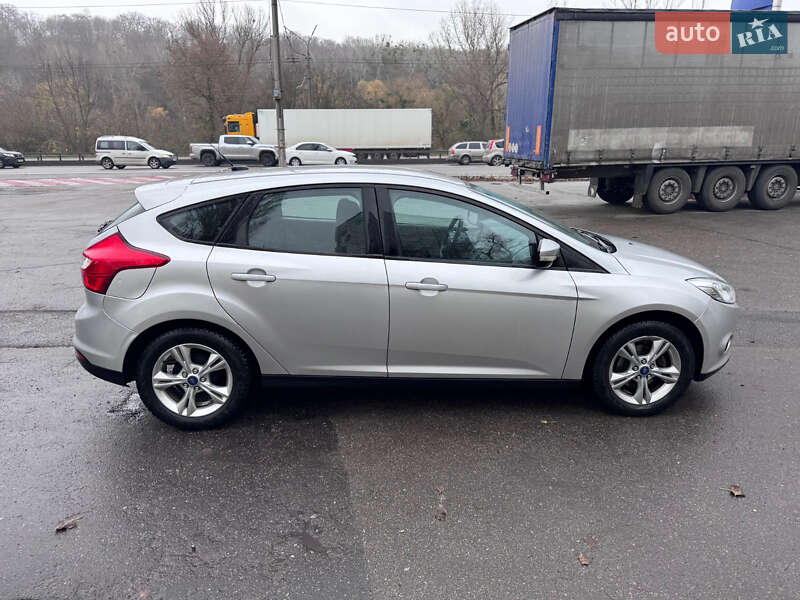 Хетчбек Ford Focus 2013 в Києві фото 9 Хетчбек Ford Focus 2013 в Києві