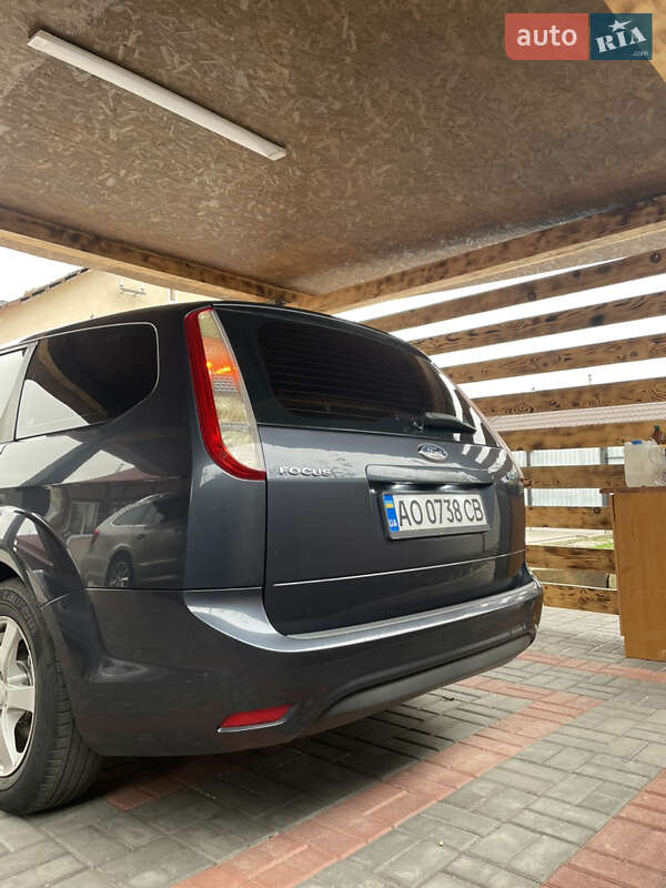 Універсал Ford Focus 2010 в Мукачевому
