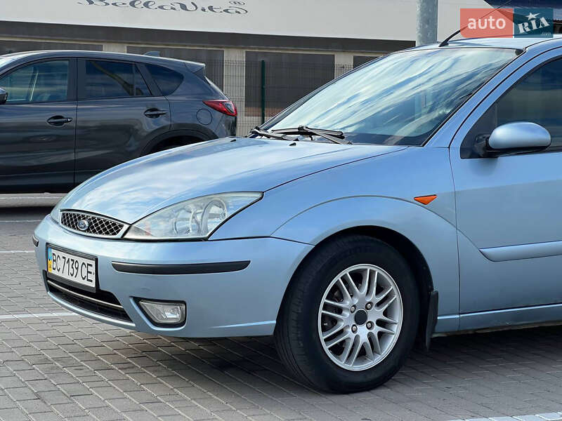 Седан Ford Focus 2004 в Золочеві