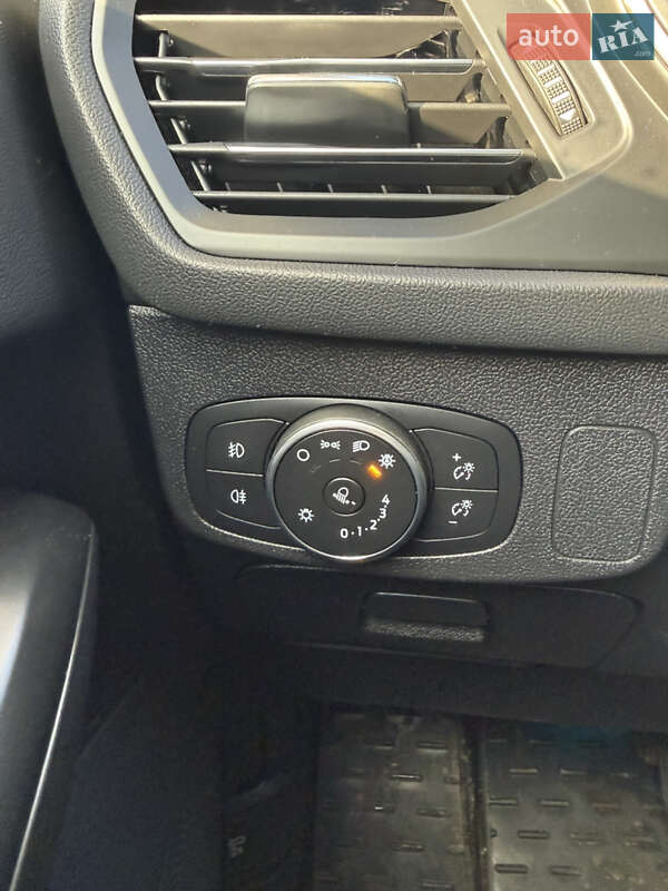 Универсал Ford Focus 2019 в Львове фото 22 Универсал Ford Focus 2019 в Львове