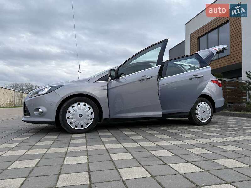 Універсал Ford Focus 2013 в Стрию