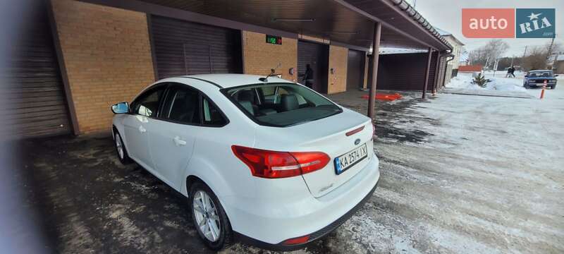 Седан Ford Focus 2017 в Киеве