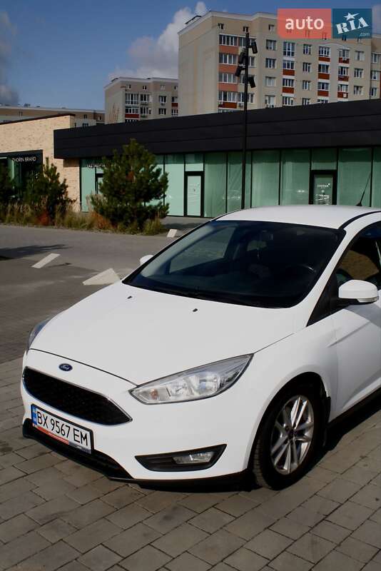 Хетчбек Ford Focus 2016 в Хмельницькому