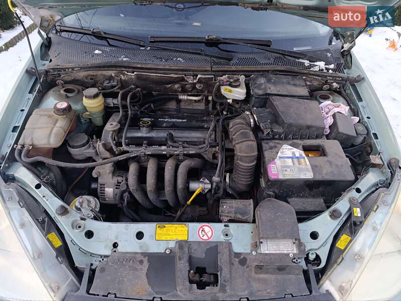 Хэтчбек Ford Focus 1999 в Мироновке