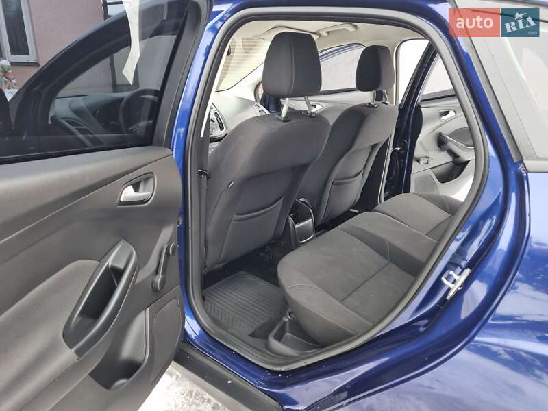 Хэтчбек Ford Focus 2015 в Харькове фото 8 Хэтчбек Ford Focus 2015 в Харькове