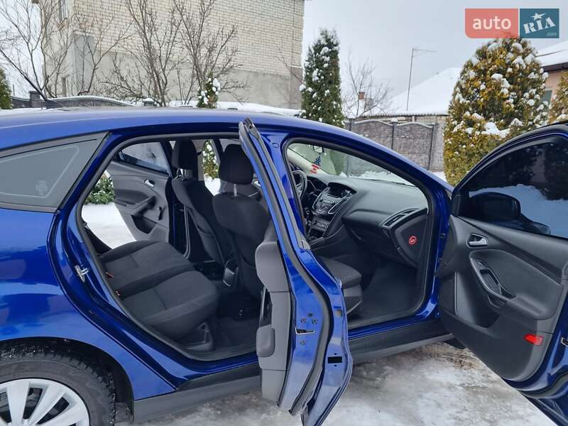 Хэтчбек Ford Focus 2015 в Харькове фото 12 Хэтчбек Ford Focus 2015 в Харькове